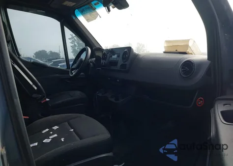 2019 Mercedes-Benz Sprinter 2500 High Roof V6 из США, поврежденный, VIN WD4PF1CD7KP134862